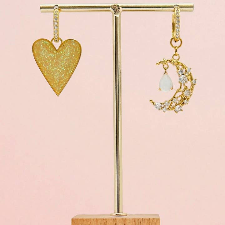 Lunar Creoles for wholesale by Huracan