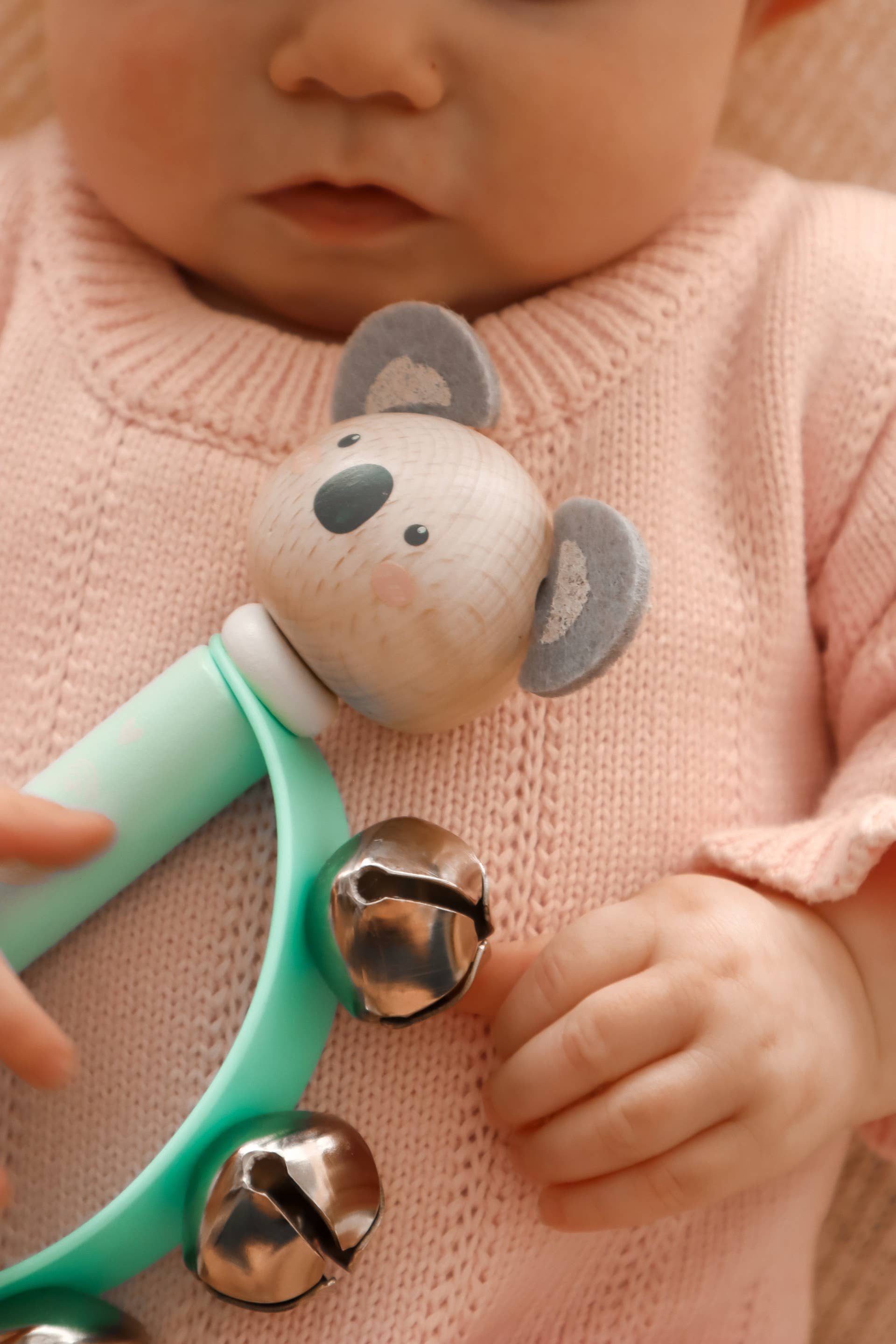 ToysLink – wholesale Wood toy – Child – Wooden Koala & Bunny Hand Bell3