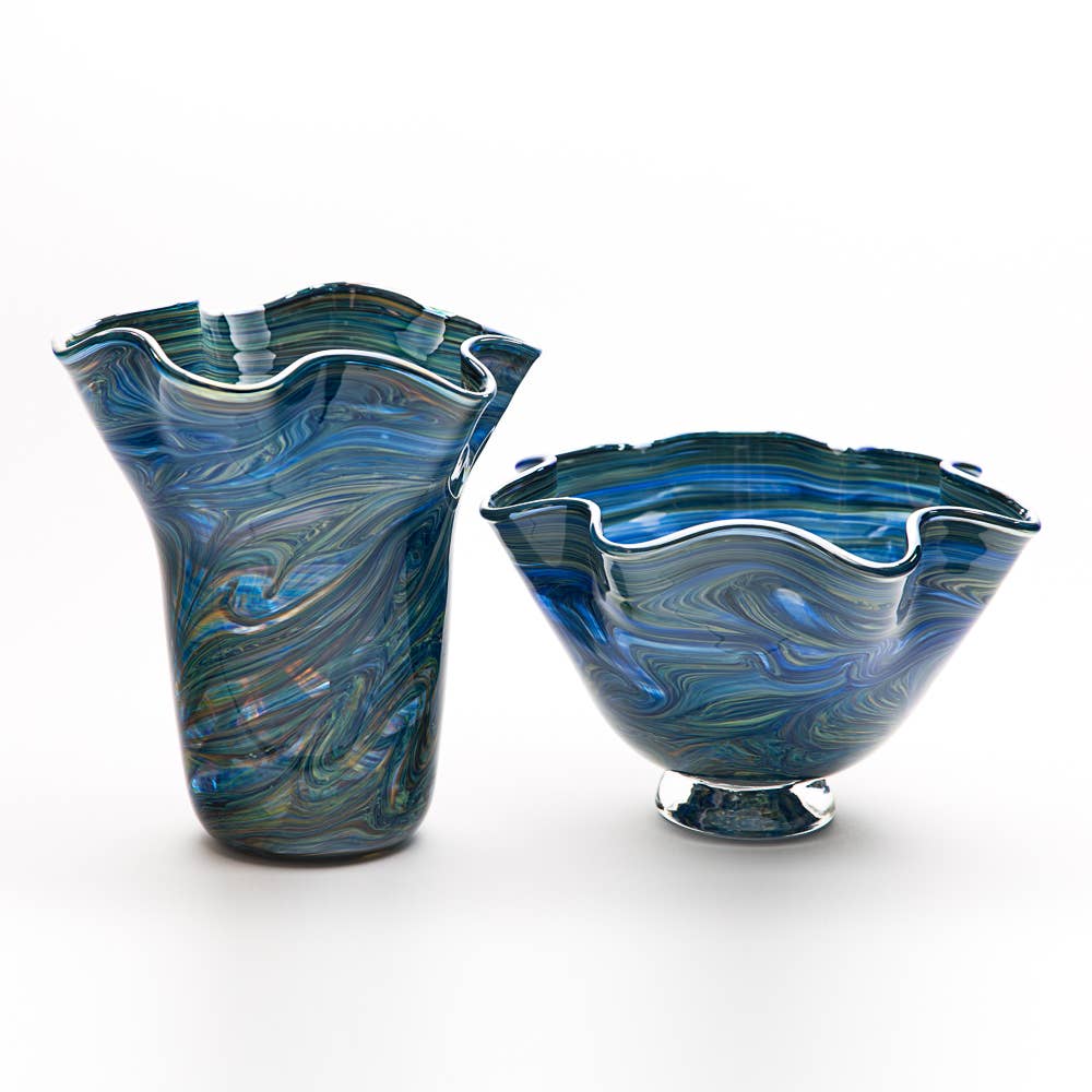 Slow Burn Glass Studio LLC - Wholesale Vaas - Handgeblazen glazen kom of vaas met ruches4