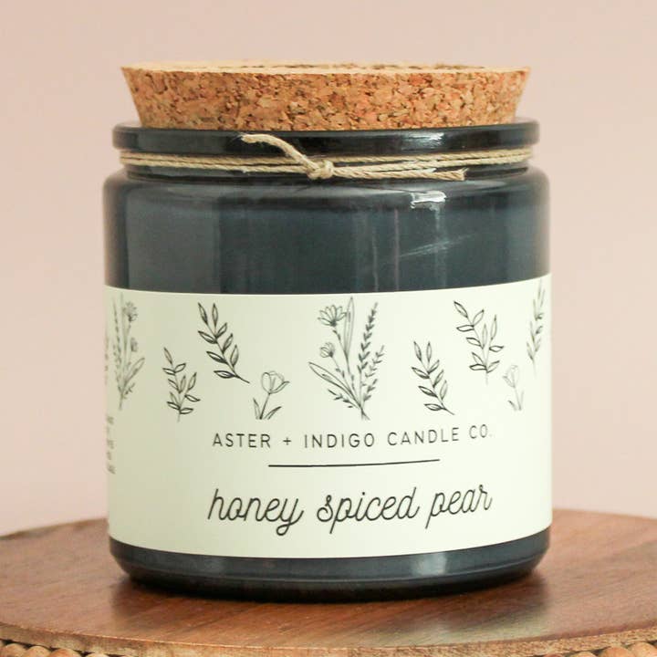 Poire épicée au miel | Bougie au soja pour la vente par Aster + Indigo Candle Co.