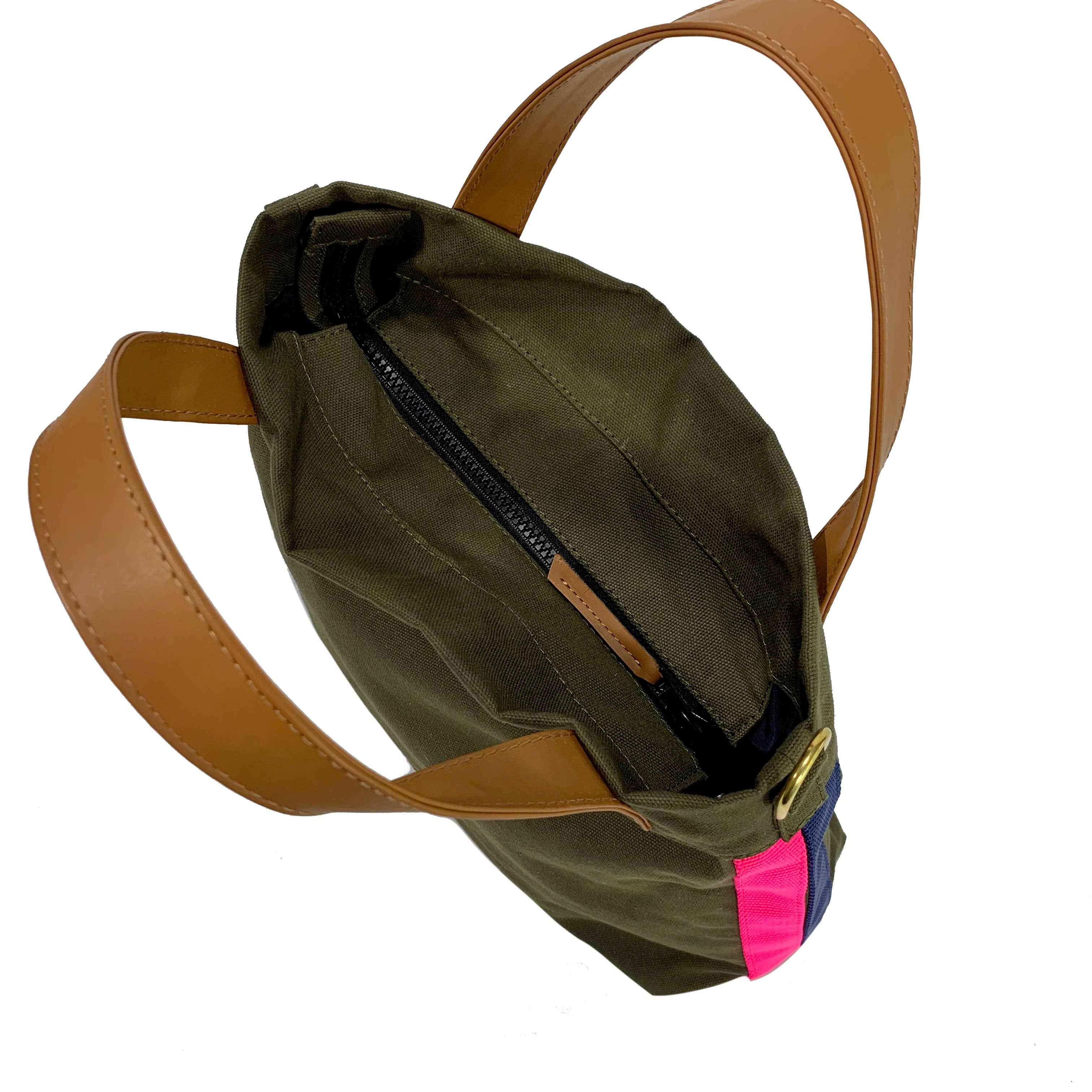 Gramercy Tote Green with hot pink/navy for wholesale on Faire2