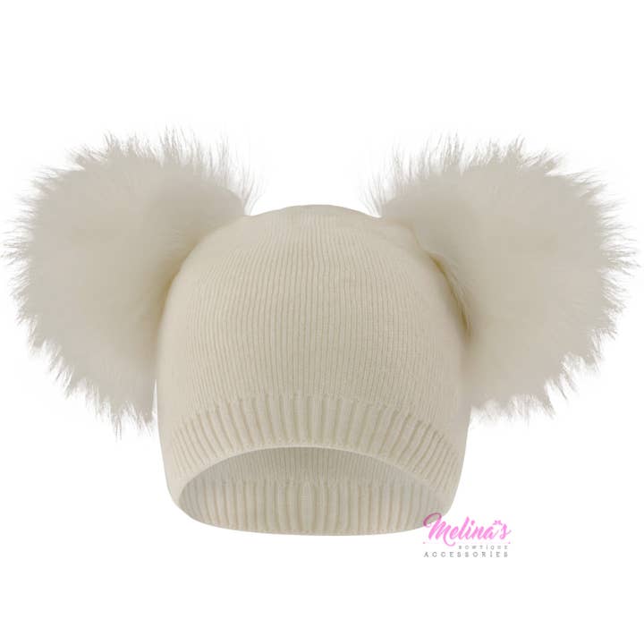Cream Double Pom Angora Hat för wholesale av Melina's Bowtique