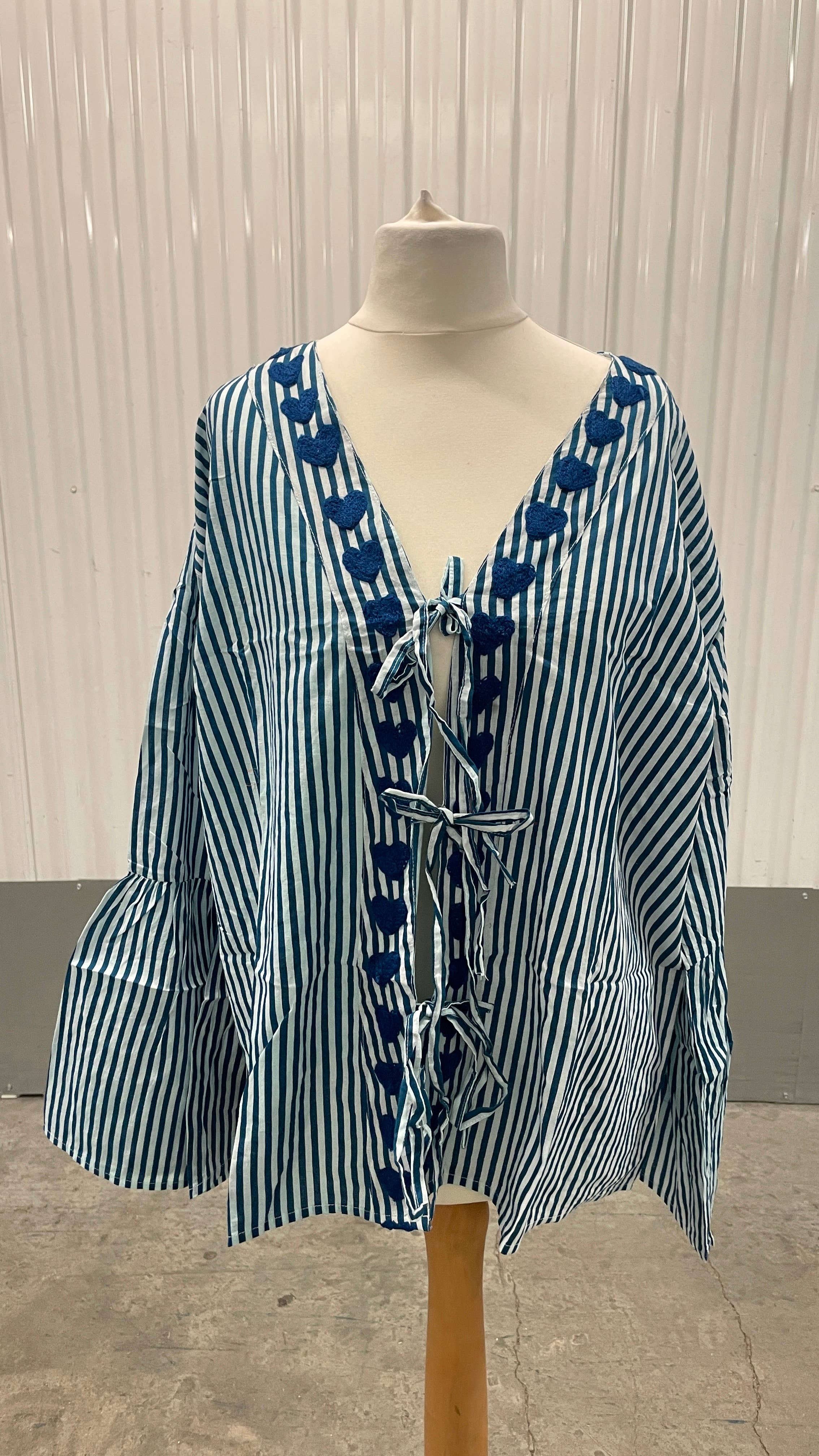 Funky Yak Ltd – wholesale Buttoned-down shirt – Women's – Hand Block Print 100%  Cotton Shirt0