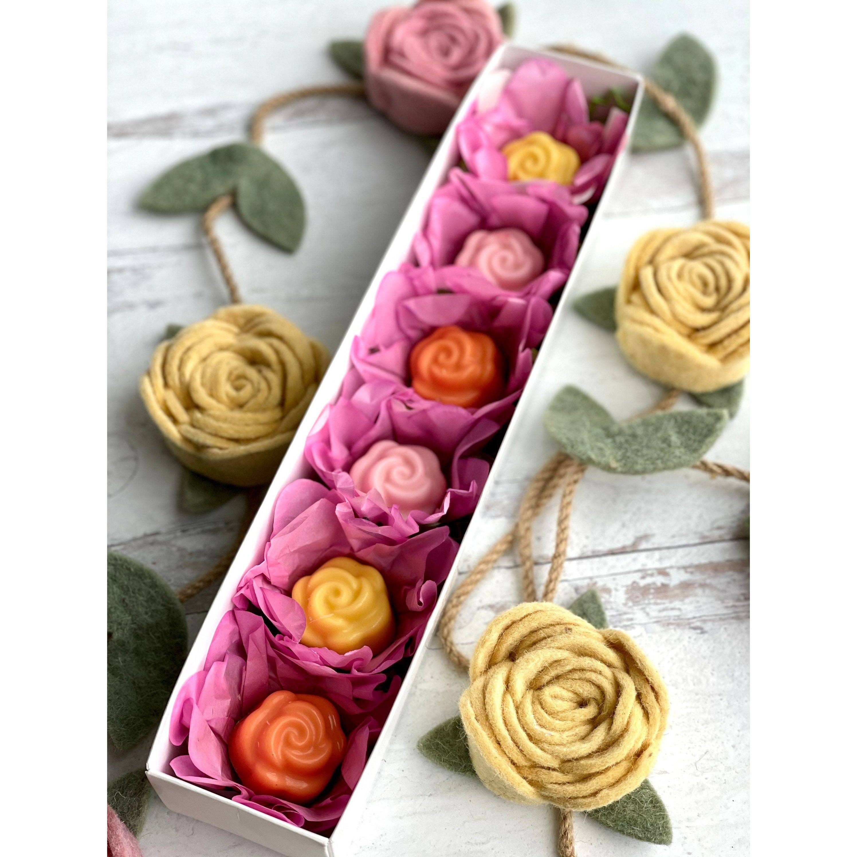 Chocolates Unlimited by Denise - Wholesale Chocolate Covered Sweets - Chocolate Covered Mini Oreo Roses (Set of 6)1