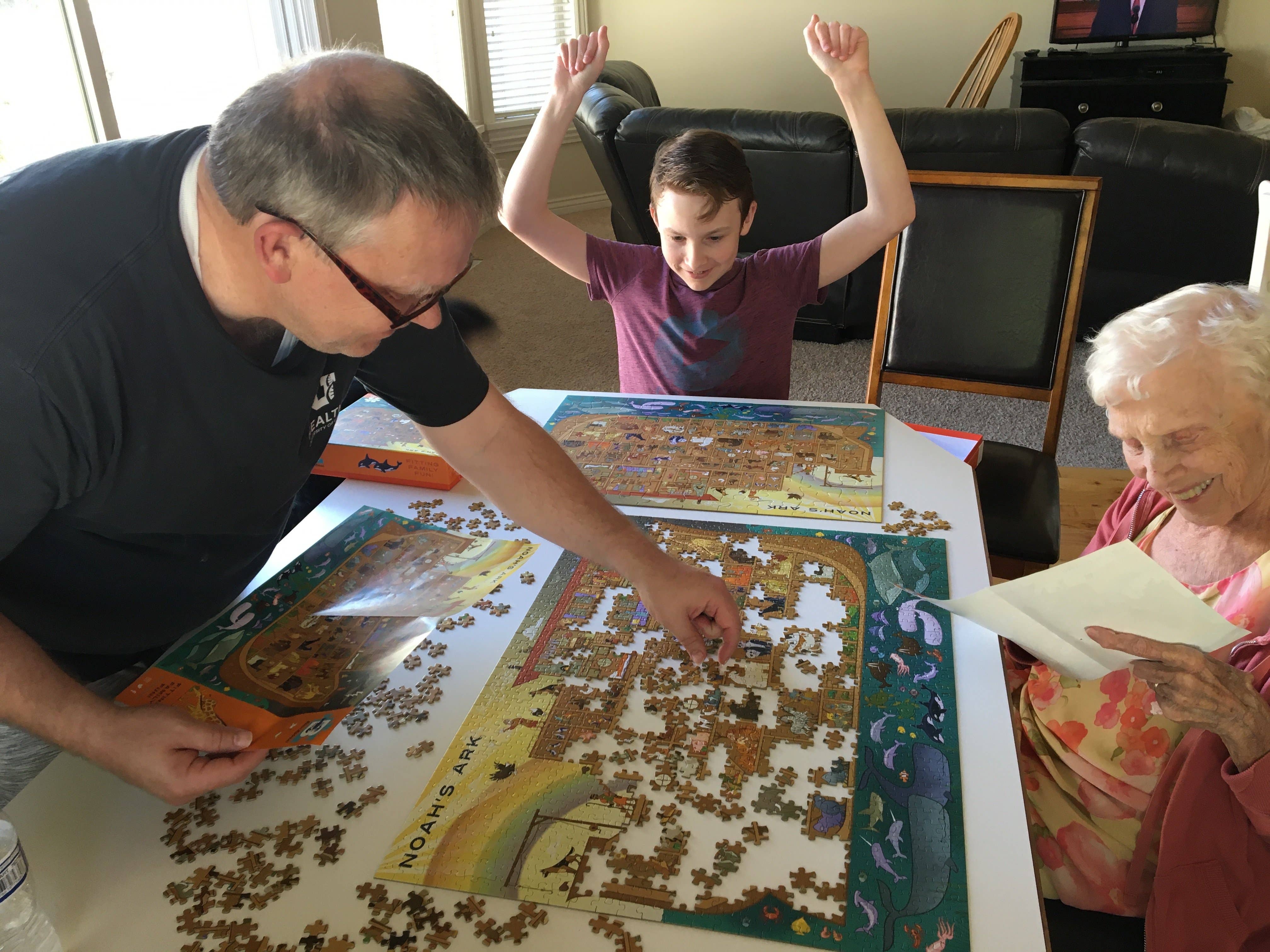 Blue Lobster Puzzles - Wholesale Puzzle - Kids - Noah's Ark 100 Pc Puzzle3