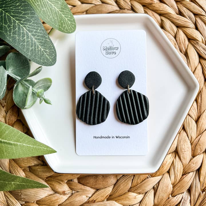 Mellow Dove Designs - Wholesale Dangle Earrings - Black/Ivory Ribbed Clay Earrings | Boho | Neutral2