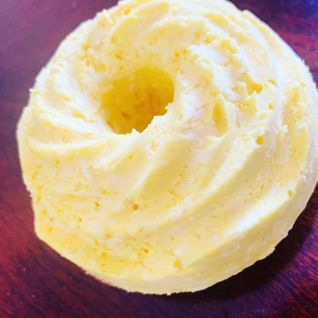 Orange Creame Ole Butter Bar for wholesale by Bagloire de Volpe ( BDV)