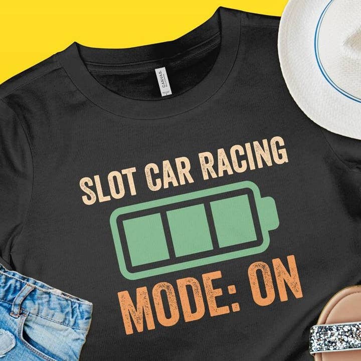 Mode Slot Car Racing : sur une chemise, cadeau pour les amateurs de courses de machines à sous pour la vente par PositiveParty