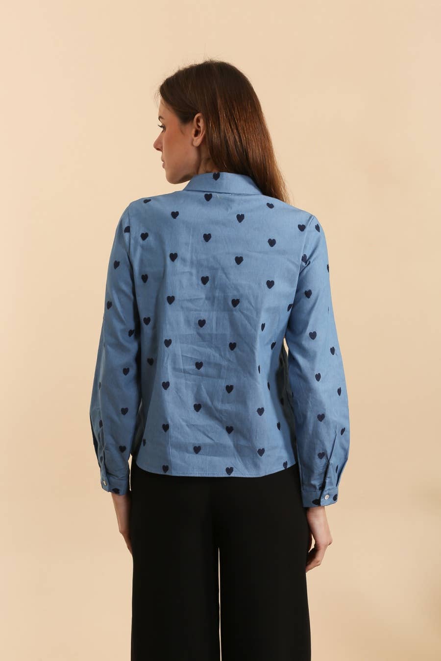 MOOYA - Wholesale Button Down Shirt - Women's - Denim shirt with navy blue heart embroidery - SJ0023