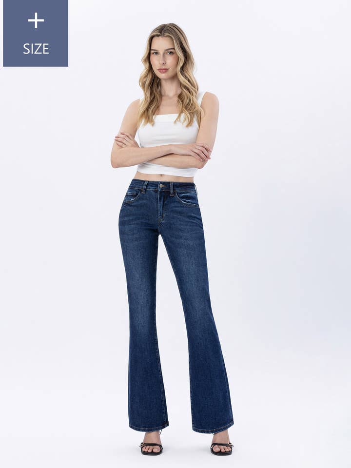JEANS HOLGADOS CON CORTE DE BOTA DE TALLE MEDIO DE TALLA GRANDE LV1367-P para venta al por mayor de Lovervet by VERVET