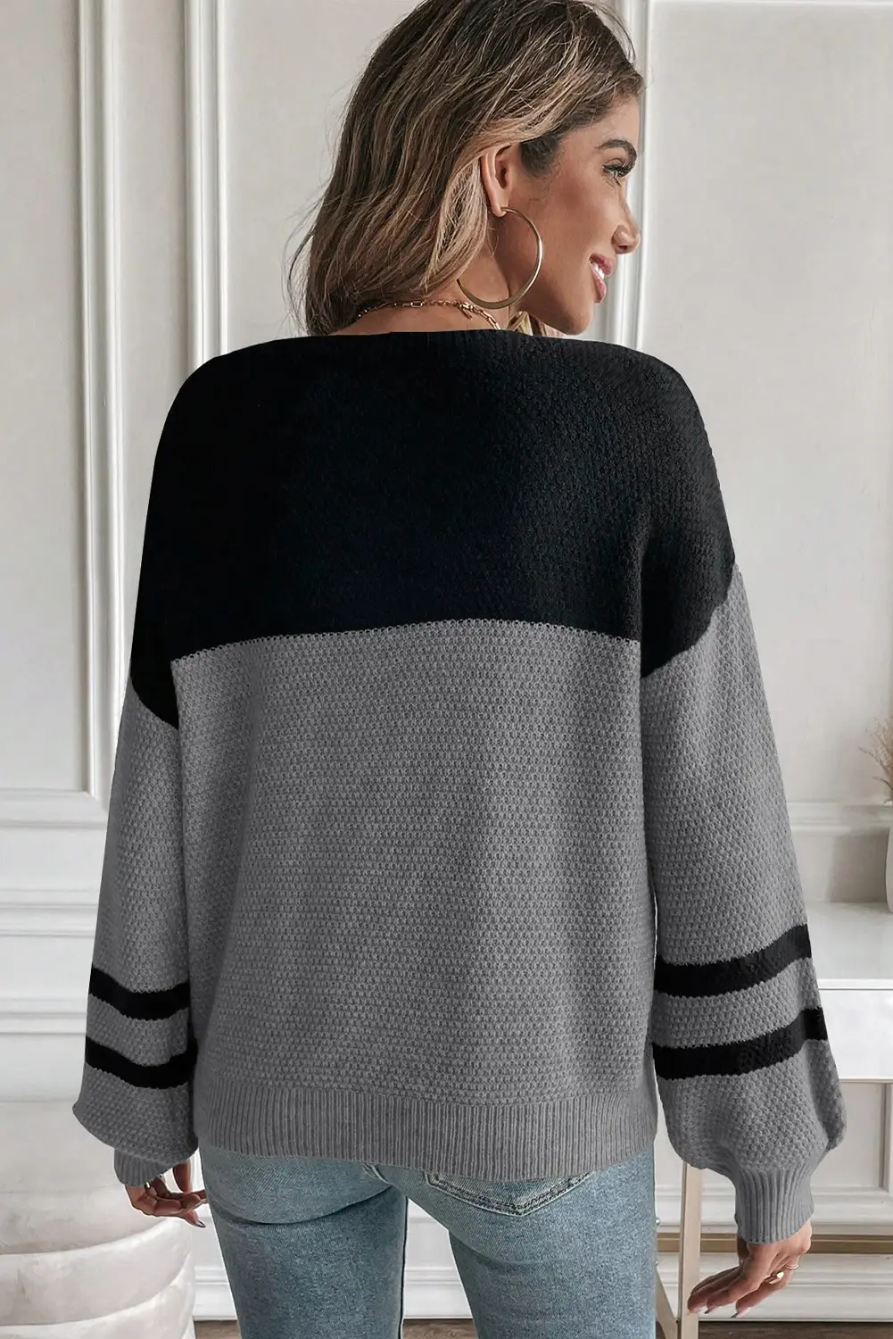 Suhkasana – wholesale Knitted jumper – Women′s – Parchment Color Block Knit Striped Sleeve Detail Casual Sweater21