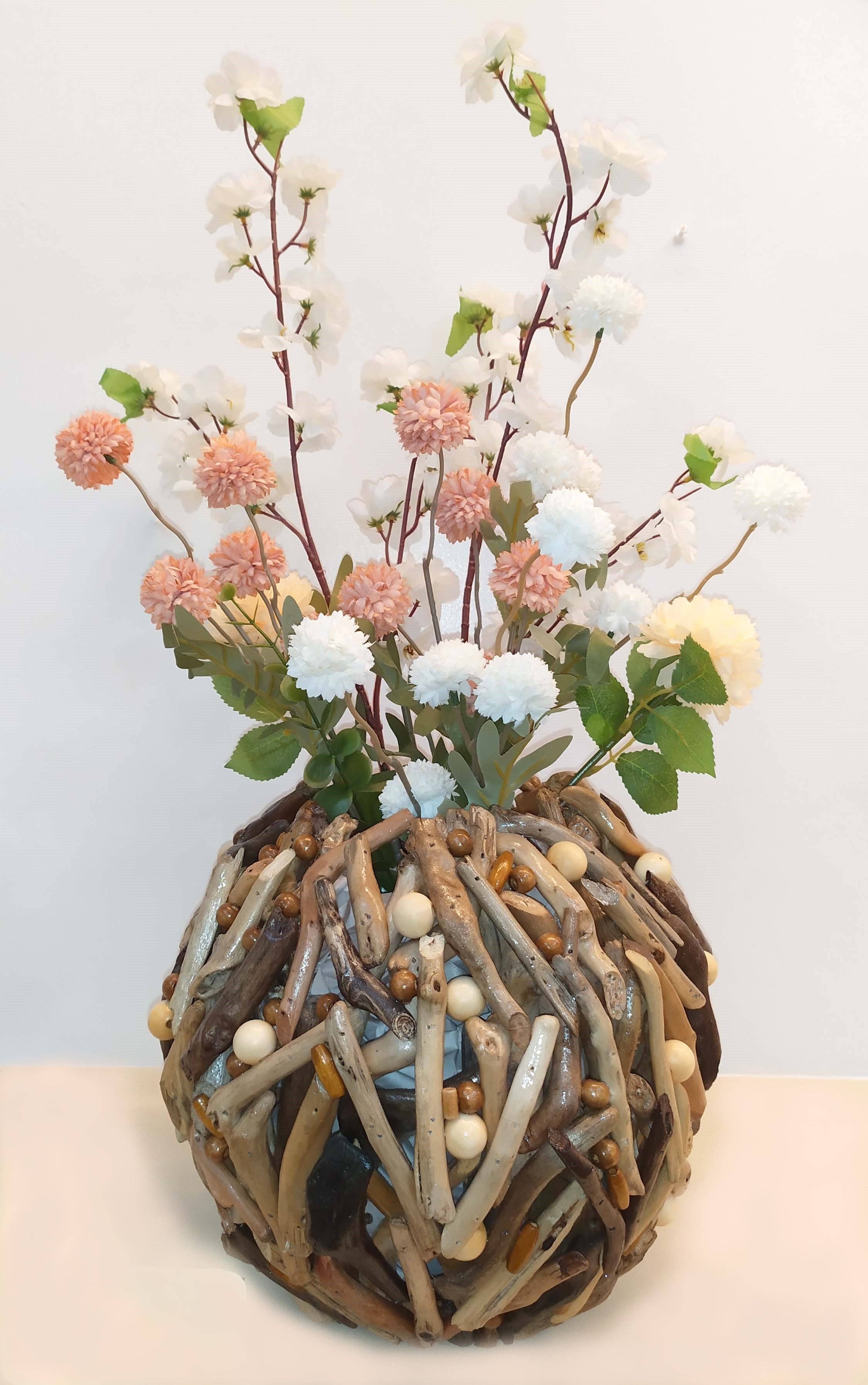 Om Gallery - Wholesale Vase - Driftwood Vase - Large Luna0