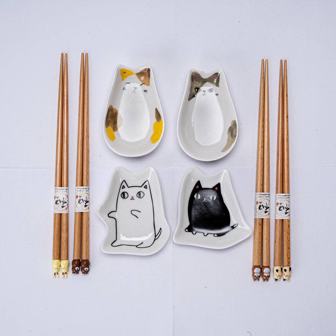 Urban Tokyo - Wholesale Chopsticks - 4 Pair Cute Cats Wooden Chopsticks and Sauce Dish Gift Set (1/20)2