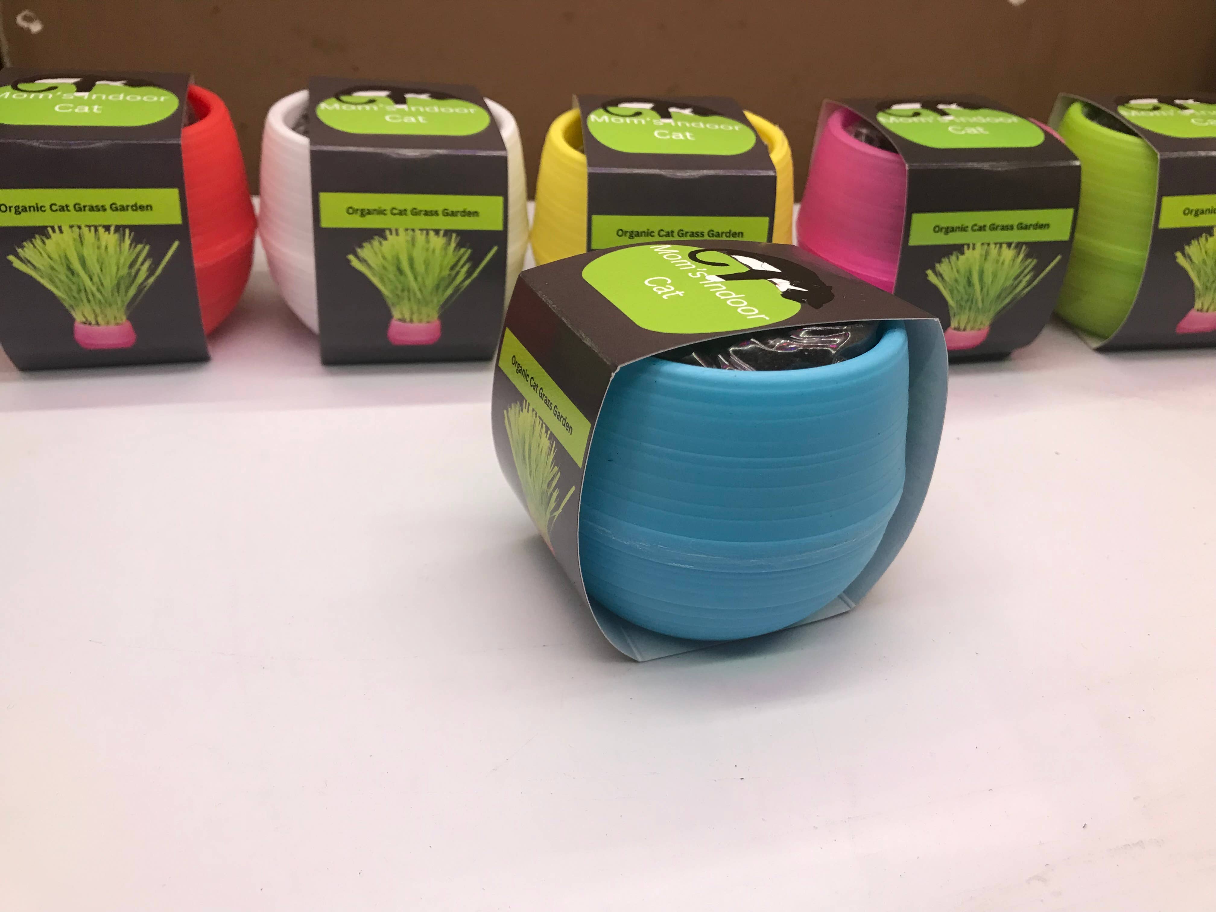 Mom’s Indoor Cat - Wholesale Pet Treats - Cat - Cat Grass Garden Balls1