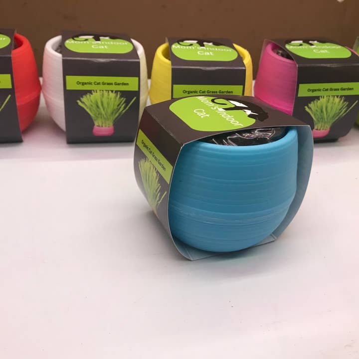 Mom’s Indoor Cat - Wholesale Pet Treats - Cat - Cat Grass Garden Balls1