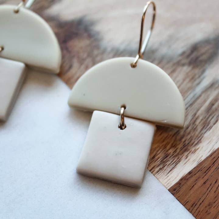 Hippo Kiss Creations - Wholesale Dangle Earrings - Dahlia Earrings5