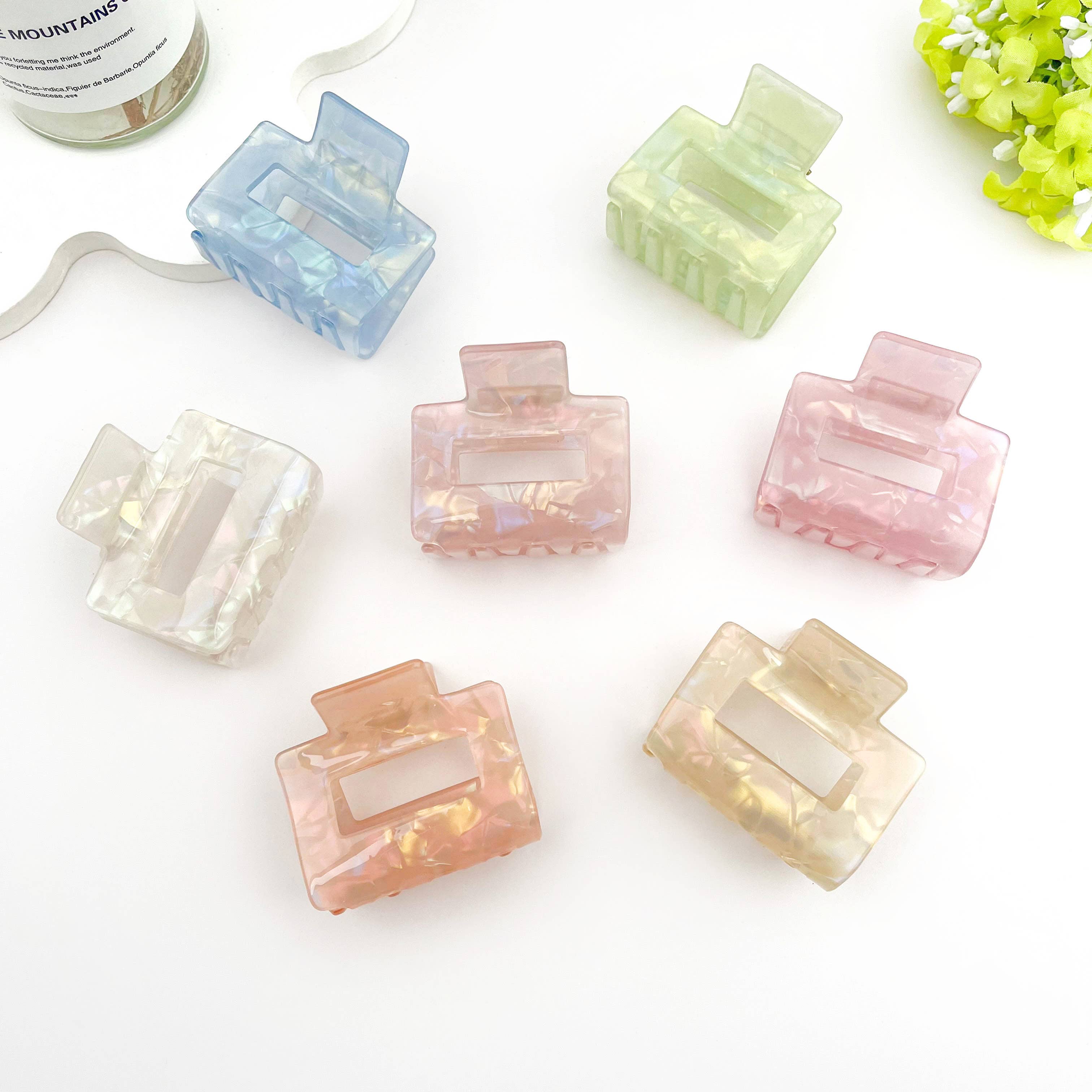 mildstyles - Vendita all'ingrosso Fermaglio per capelli - Donna - Clip a artiglio quadrato medio cavo – Stile geometrico moderno2