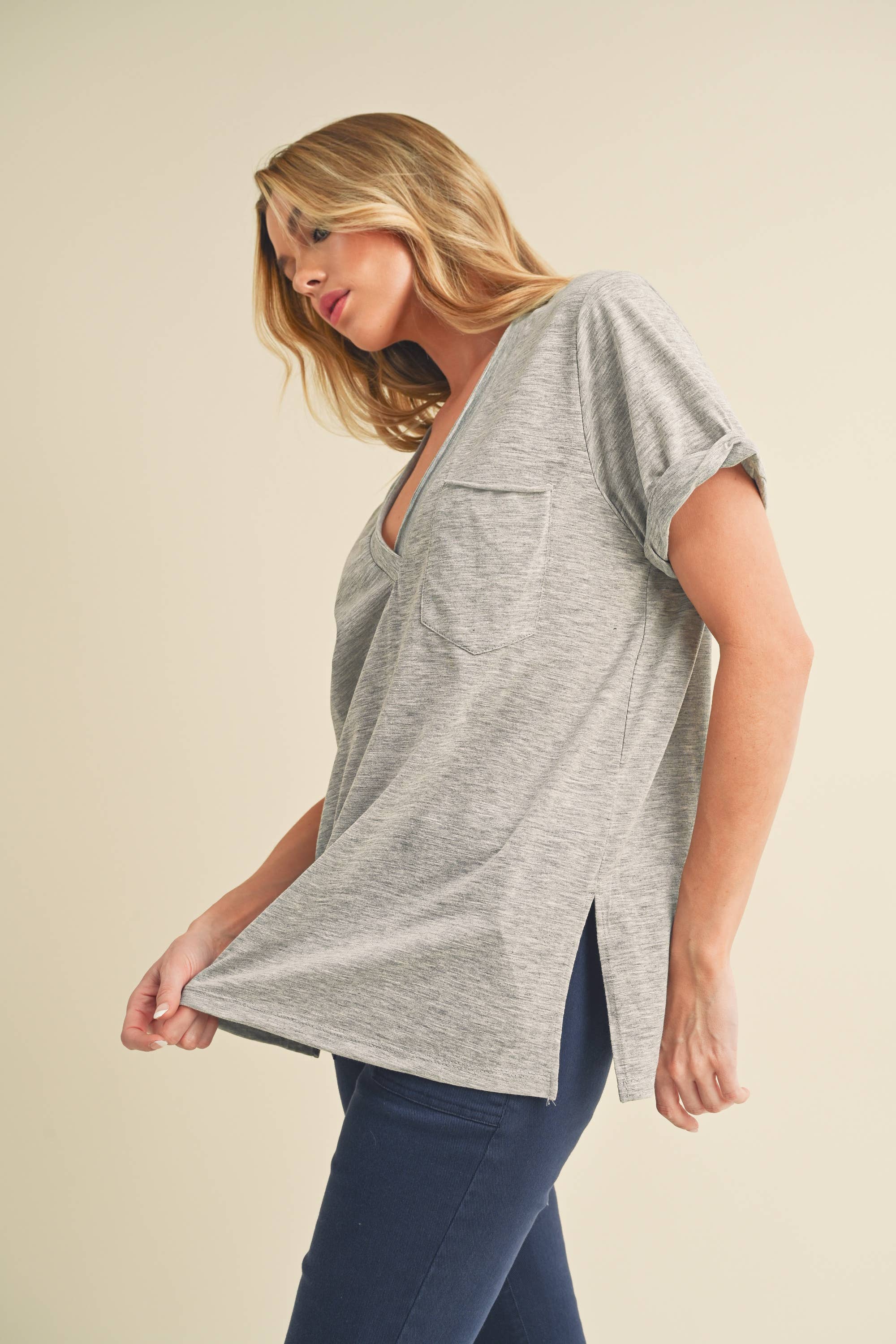 AEMI + CO - Wholesale T-Shirt - Women's - 8286DK Zoie V-Neck Short Sleeve Top 54