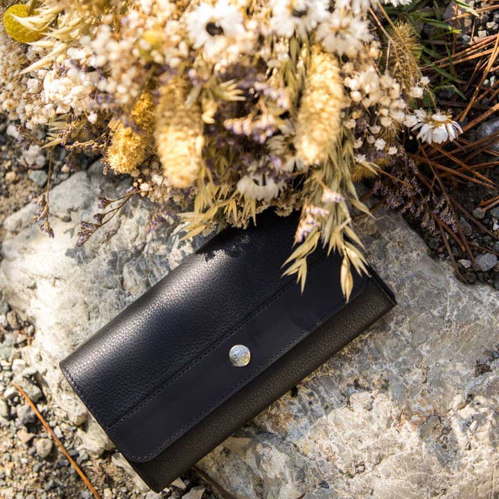 ELGEA Charcoal Companion für den Großhandel von ERRO