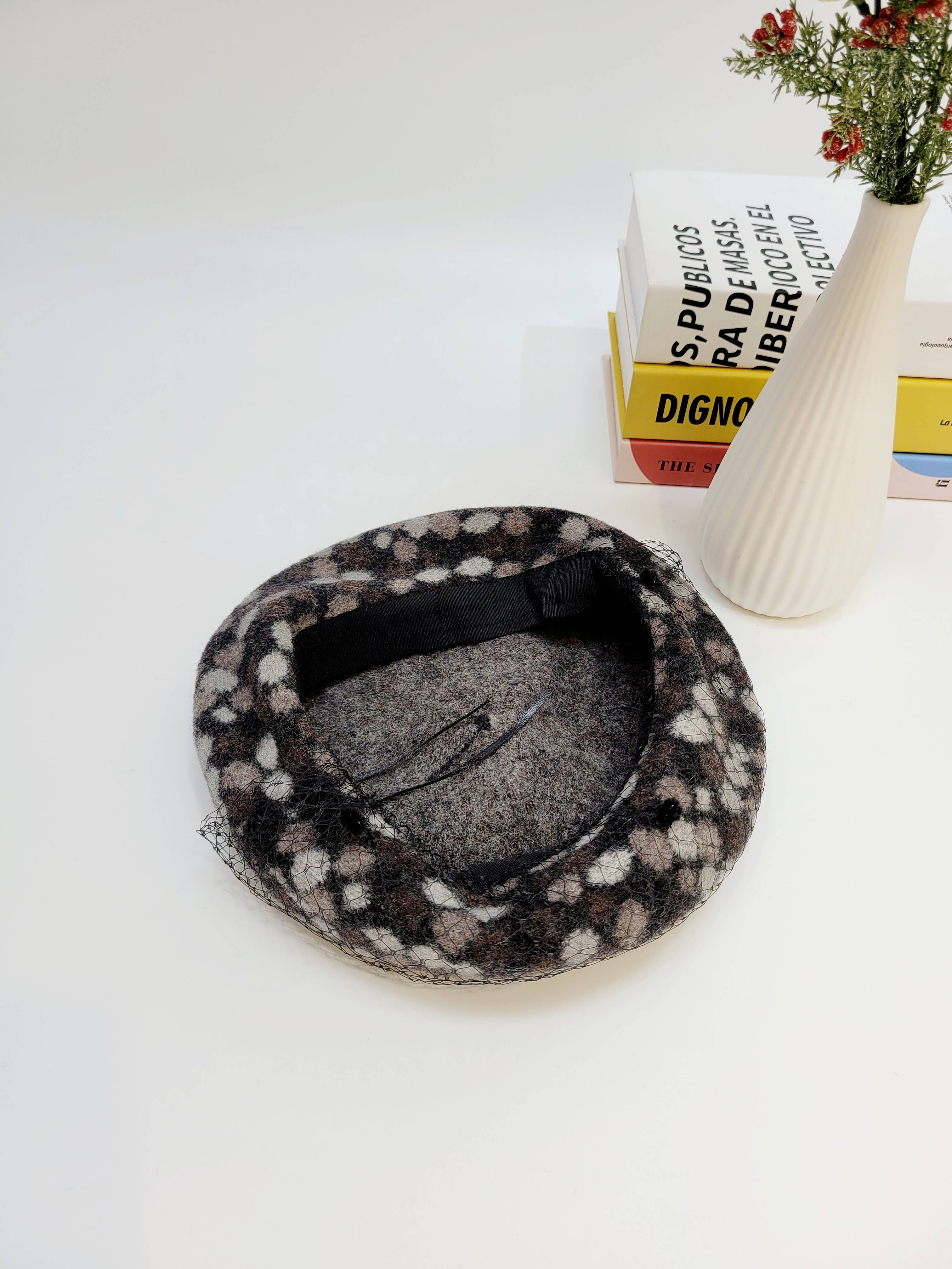 Comfortarians - Wholesale Beret - Women's - Women's Fall Winter Wool Beret with Lace9