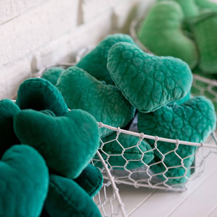 Decorum and other Purchase Wholesale moda luxe. Free Returns & Net 60 Terms on Faire trending on Faire.