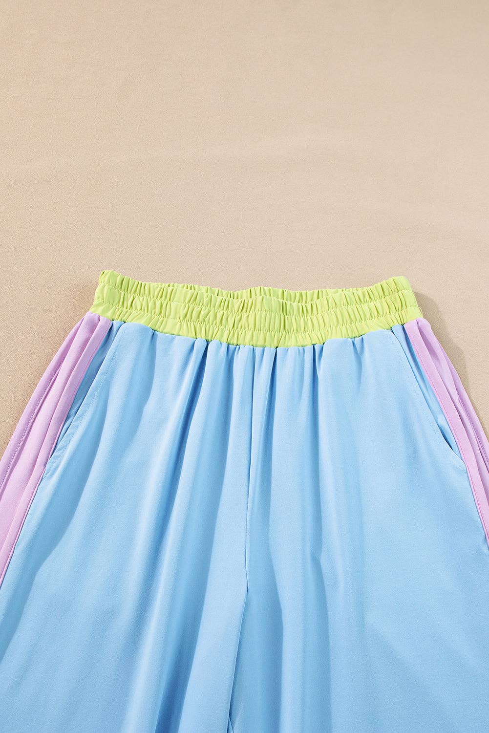 LALA LOO – wholesale Lounge set – Women's – LALALOO Colorblock Short Sleeve Top And Pants Set23