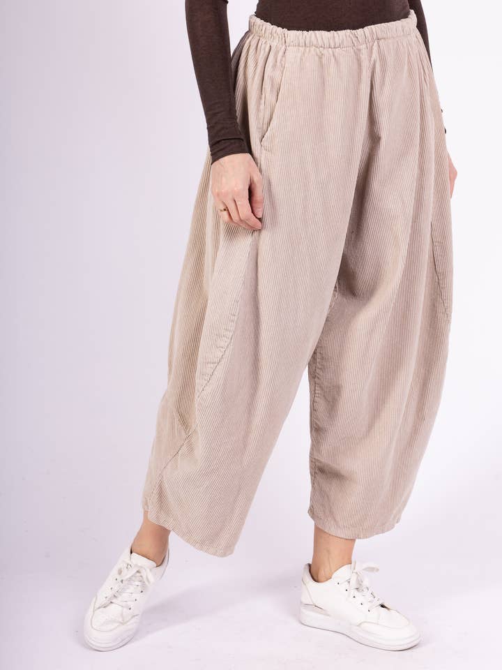 L'Emotion – wholesale Pants – Women's – Balloon Pants Elastic Waist Corduroy 100% Cotton2