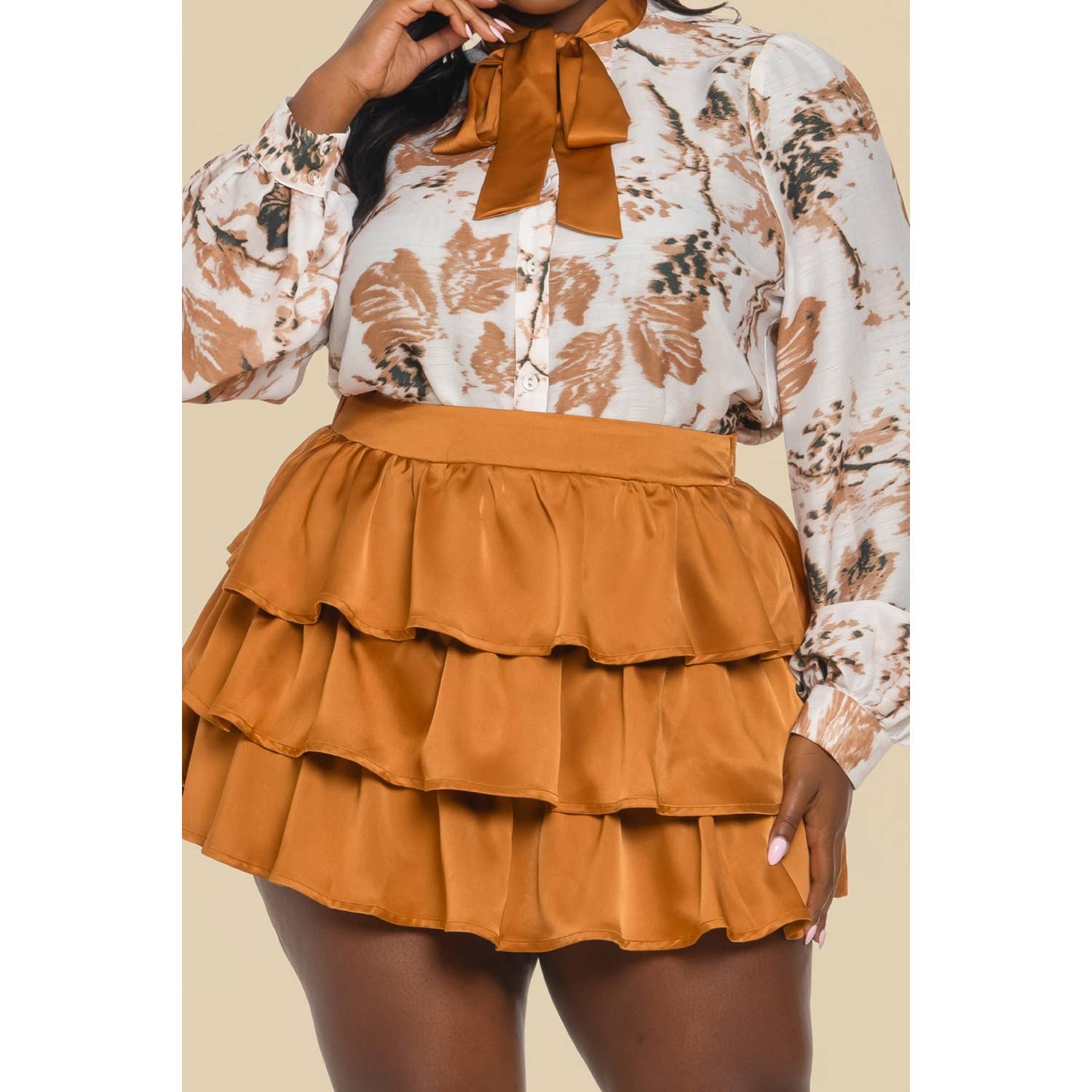 The Sang - Wholesale Top & Skirt Set - Women's - PLUS PRINT TIE NECK BLOUSE SOLID RUFFLE SKIRT SET4