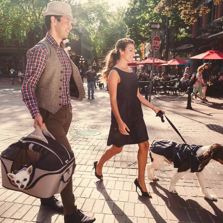 One for Pets - Wholesale Pet Carrier - Cat/Dog - The Deluxe Cozy Pet Carrier7