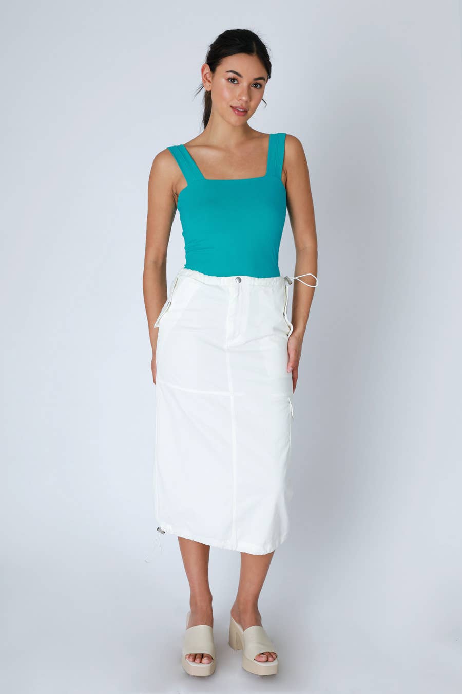 NIKIBIKI - Wholesale Tank Top - Women's - NS8409- Clean Line Square Tank14