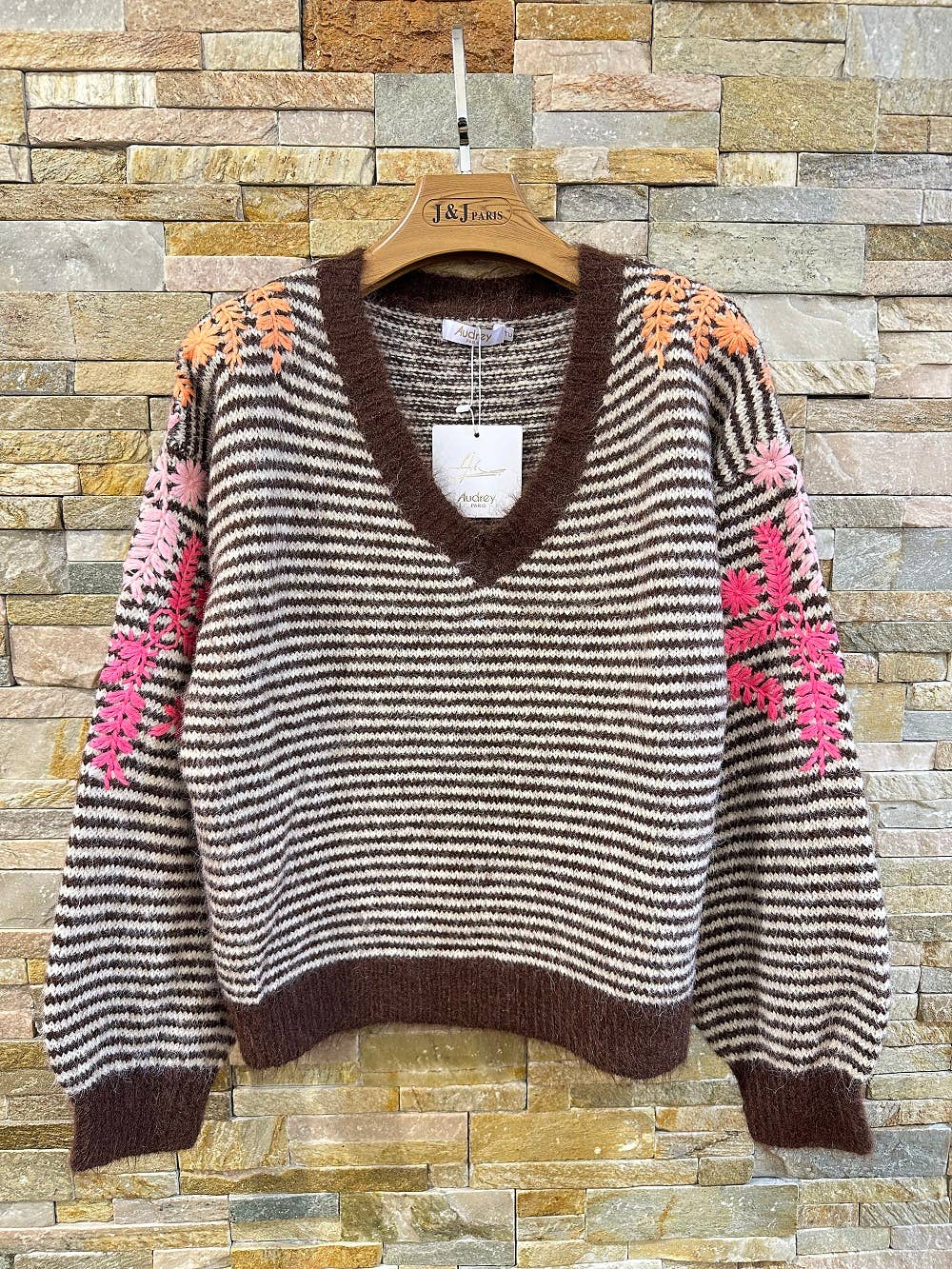 Afinity - Wholesale Knit Sweater - Women's - 🧶 Striped sweater with colorful floral embroidery AP150 CHOCO2