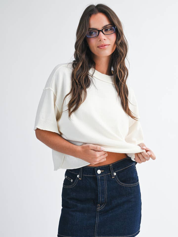 3449HK Afkortet Kortærmet Sweater 1 for engroshandel hos AEMI + CO