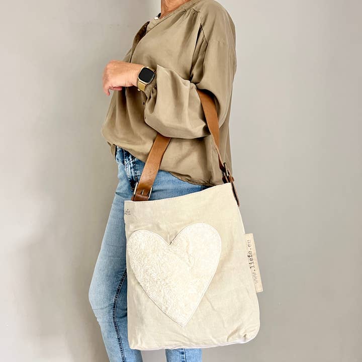 Wholesale heart bag for your store Wholesale heart bag for your store