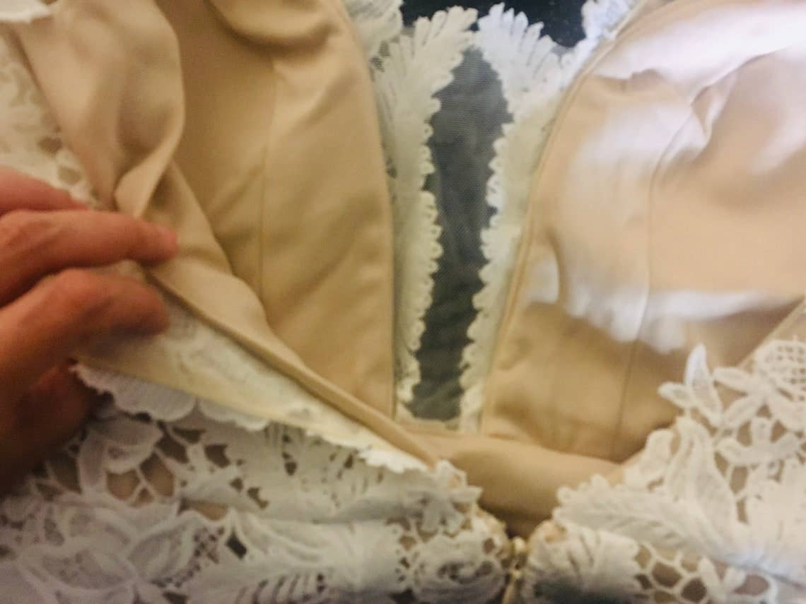 Elfenben På lager, størrelse 6 US - Dianira brudekjole for engroshandel på Faire6