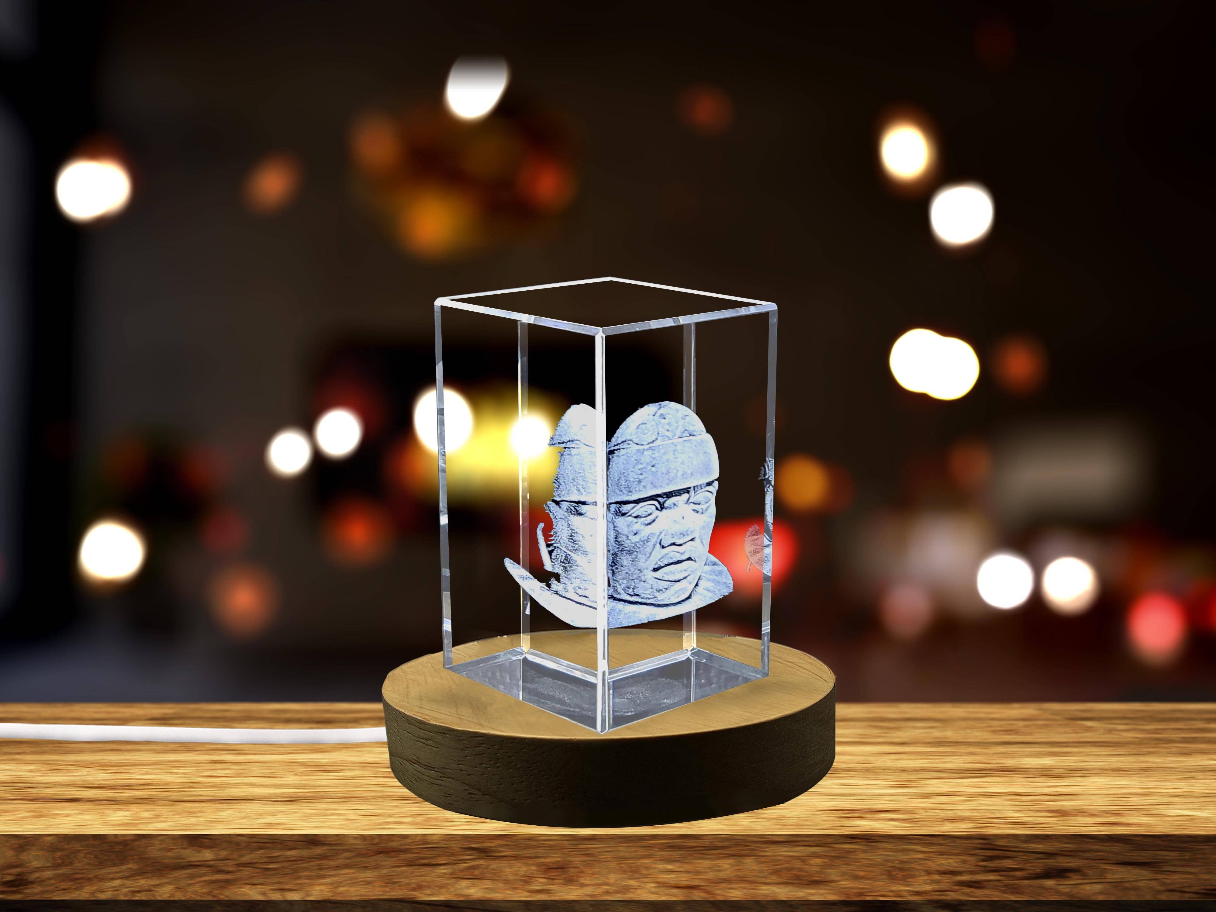 AB Crystal Collection - Vente Figurine décorative - Statue de Tête Colossale Olmèque Gravée en Cristal 3D Unique Cadeau1