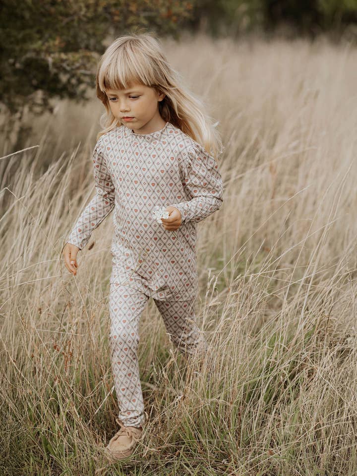 Fliink - Wholesale T-Shirt - Kids - KELLY HEART LS PUFF BLOUSE2