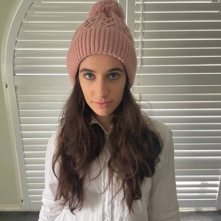 Cinnamon Creations - Wholesale Beanie – Women's - WINTER POM POM BEANIE - 70806
