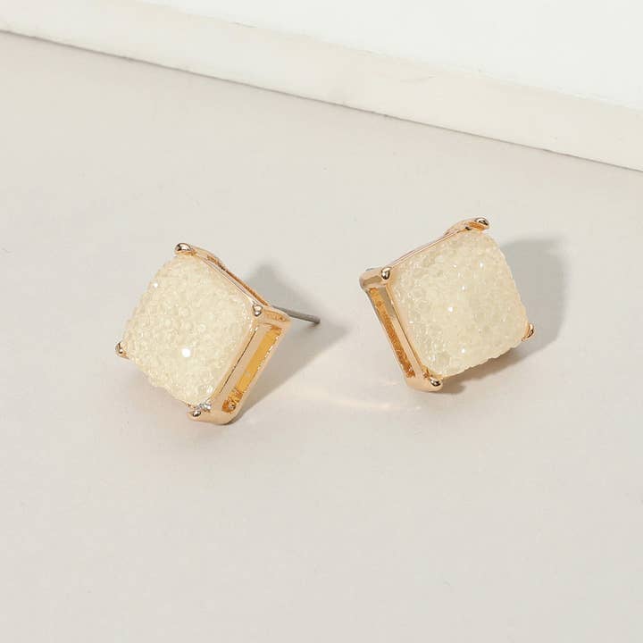 Sensibling Corp. - Wholesale Stud/Post Earrings - Square Cushion Embossed Stud Earrings3