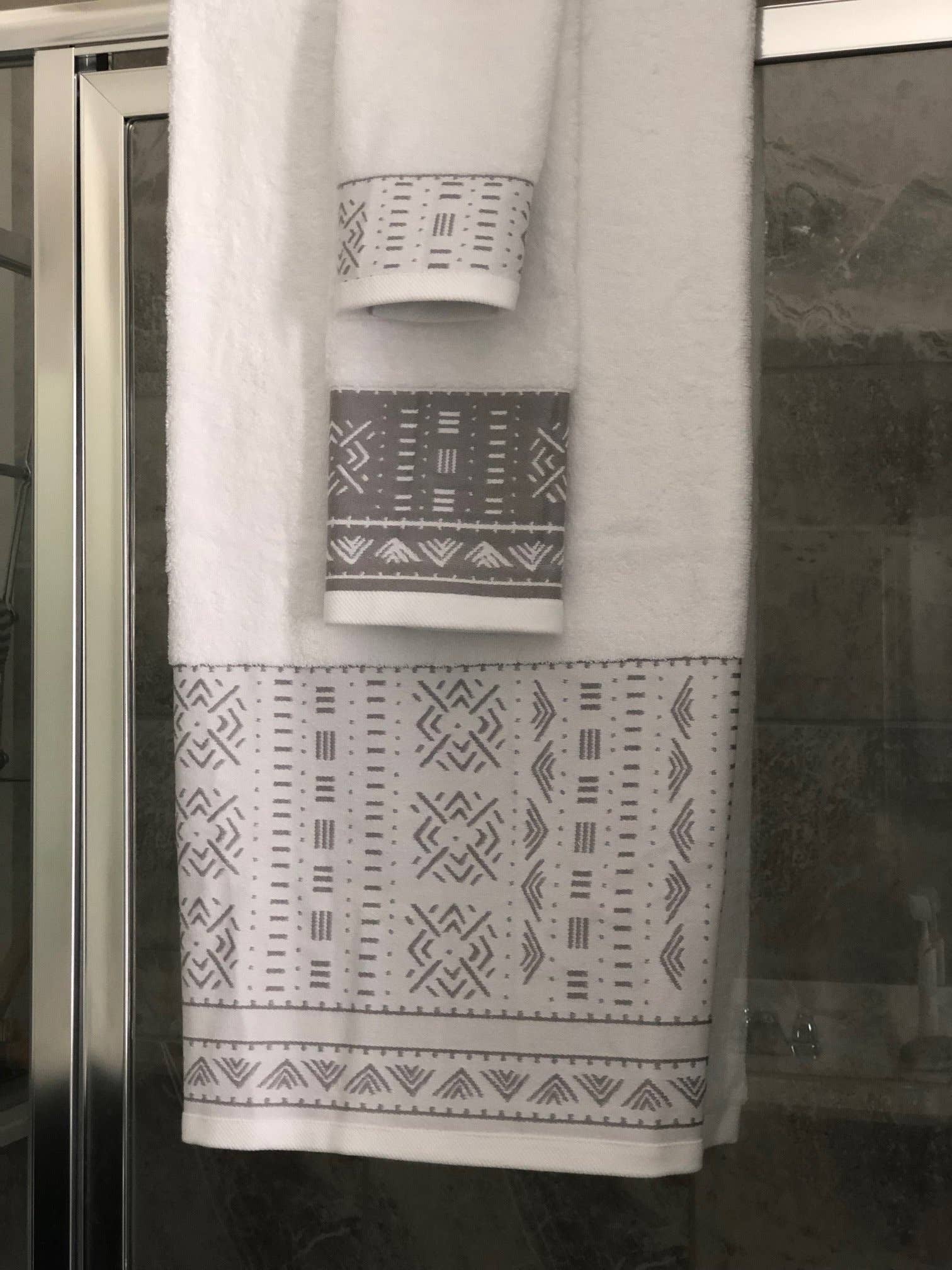 Eclipse Home LLC - Wholesale Towel Set - 3pc Obi-Cool Gray2