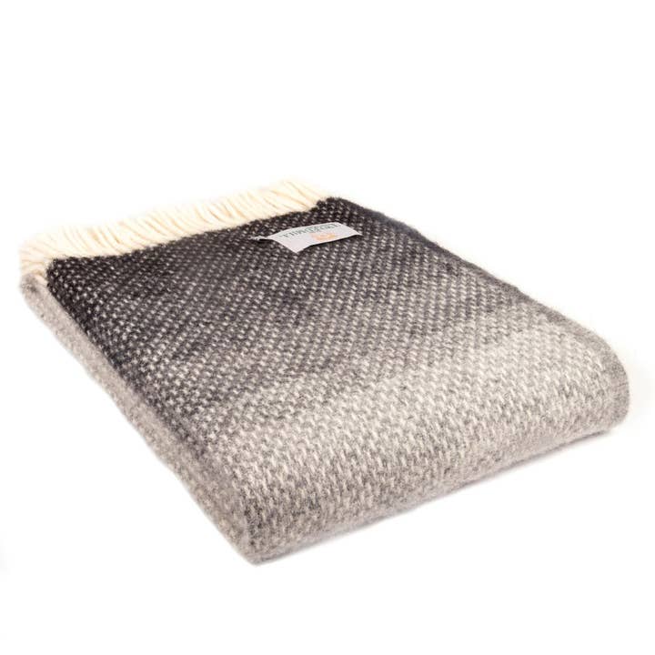 Ombre Pure New Wool Plaid - Pebble for engroshandel hos Tweedmill Textiles