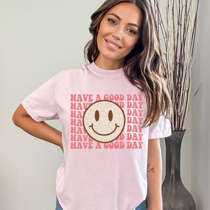 Hav en god dag Stacked Happy Face DTF varmeoverførsel for engroshandel hos Trendy Transfers