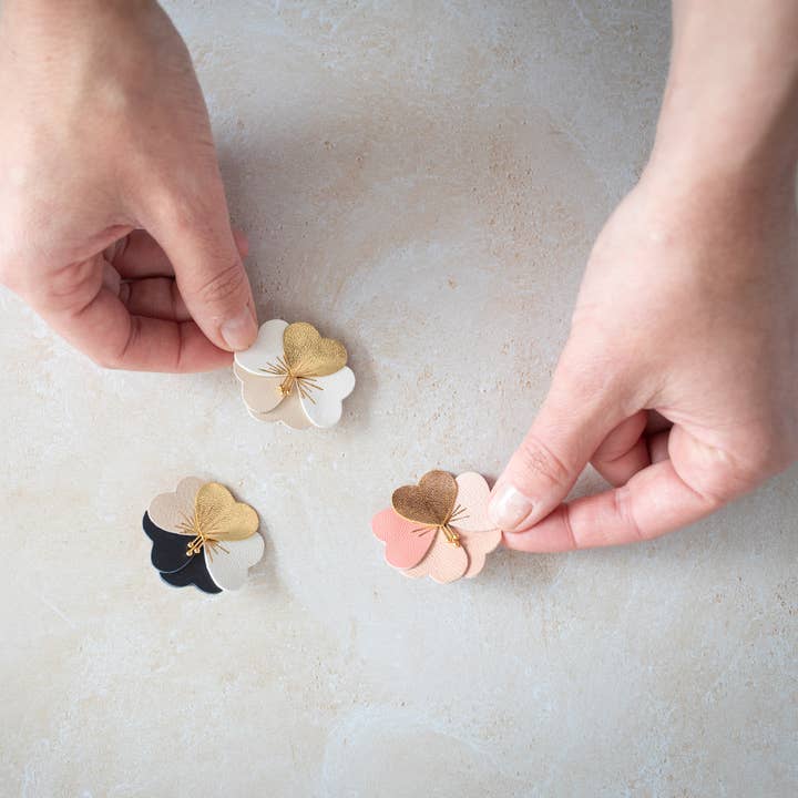 du vent dans mes valises - Wholesale Brooch - Elegant thoughtful handmade brooch, upcycled leather flower5