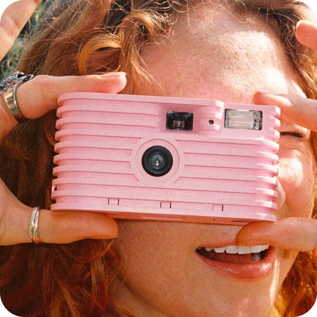 Pink Fotofoto FF-1 "Tulip" | Sustainable Disposable Camera for wholesale on Faire