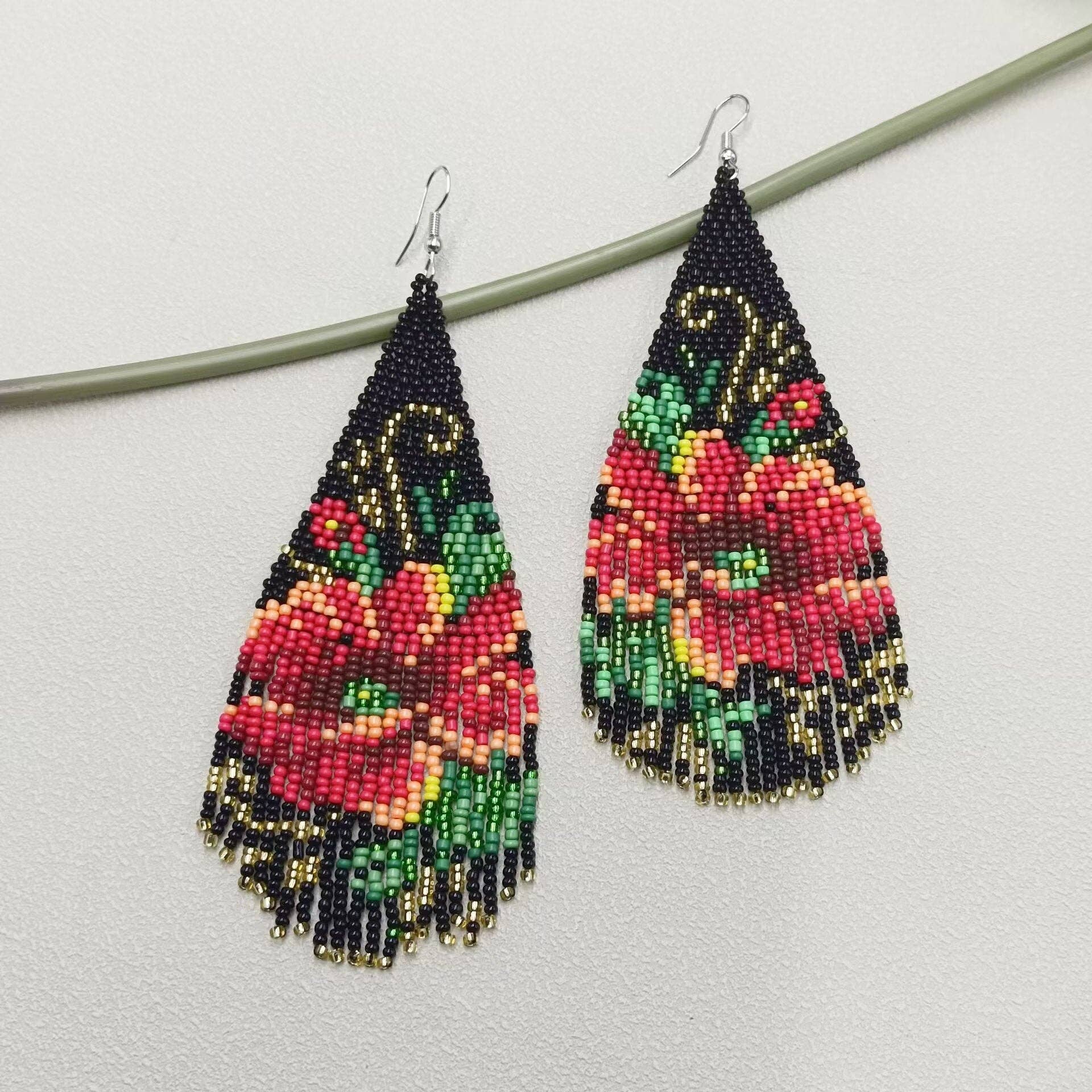 Mio Queena - Wholesale Tassel Earrings - Flower Boho Handmade Seed Beads Fringe Earrings - BJ/SB3