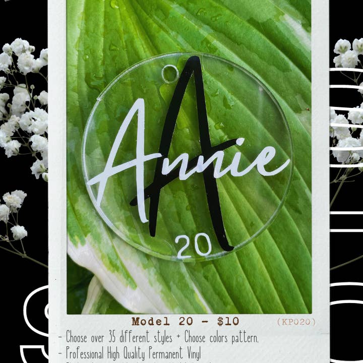 Modell 20 Schlüsselanhänger mit Anfangsbuchstabe und Name für den Großhandel von Acrylicool by Annie