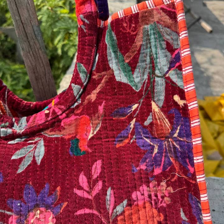 GYPSY STUDIO – wholesale Shoulder bag – women's – Bird Print Bag Hand Shopping Bag Velvet Quilted Bag Tote Bag1