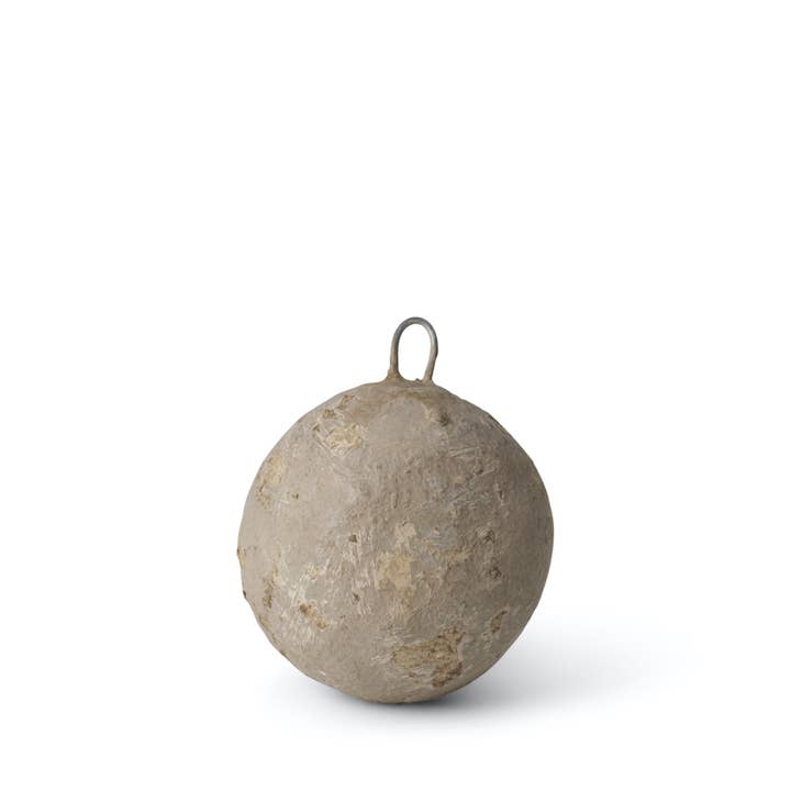 Nordstjerne – wholesale Decorative tabletop object – SUSTAIN papier mache ball, small smoke