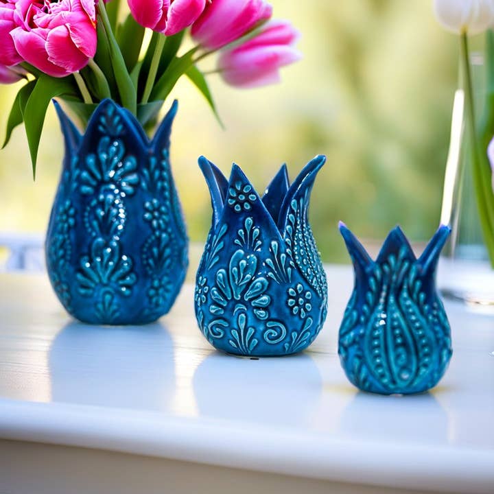 Decorative Tulips for wholesale by LIGHTS N GIFTS INC