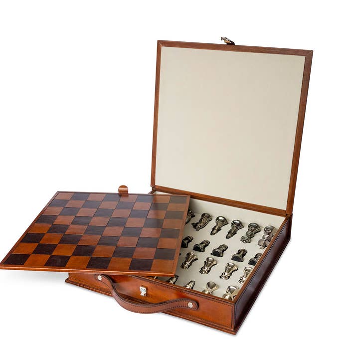 Roberts and Dore - Wholesale Board Game - Cognac Leather Chess Set In A Case1