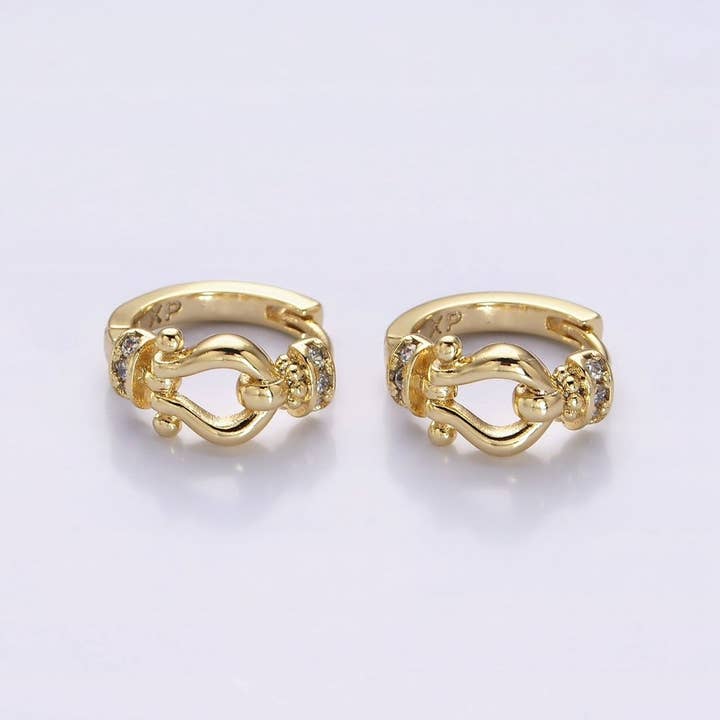 Örhängen i 14K guld fyllda lyra länkar med mikroinfattade CZ 13mm huggie | AE584 för wholesale av Aim Eternal